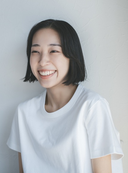 岡田樹里 宣材右447×602