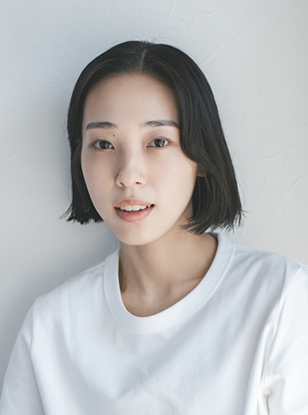 岡田樹里 宣材左448×602